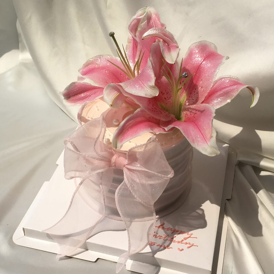 Double Lily Bow