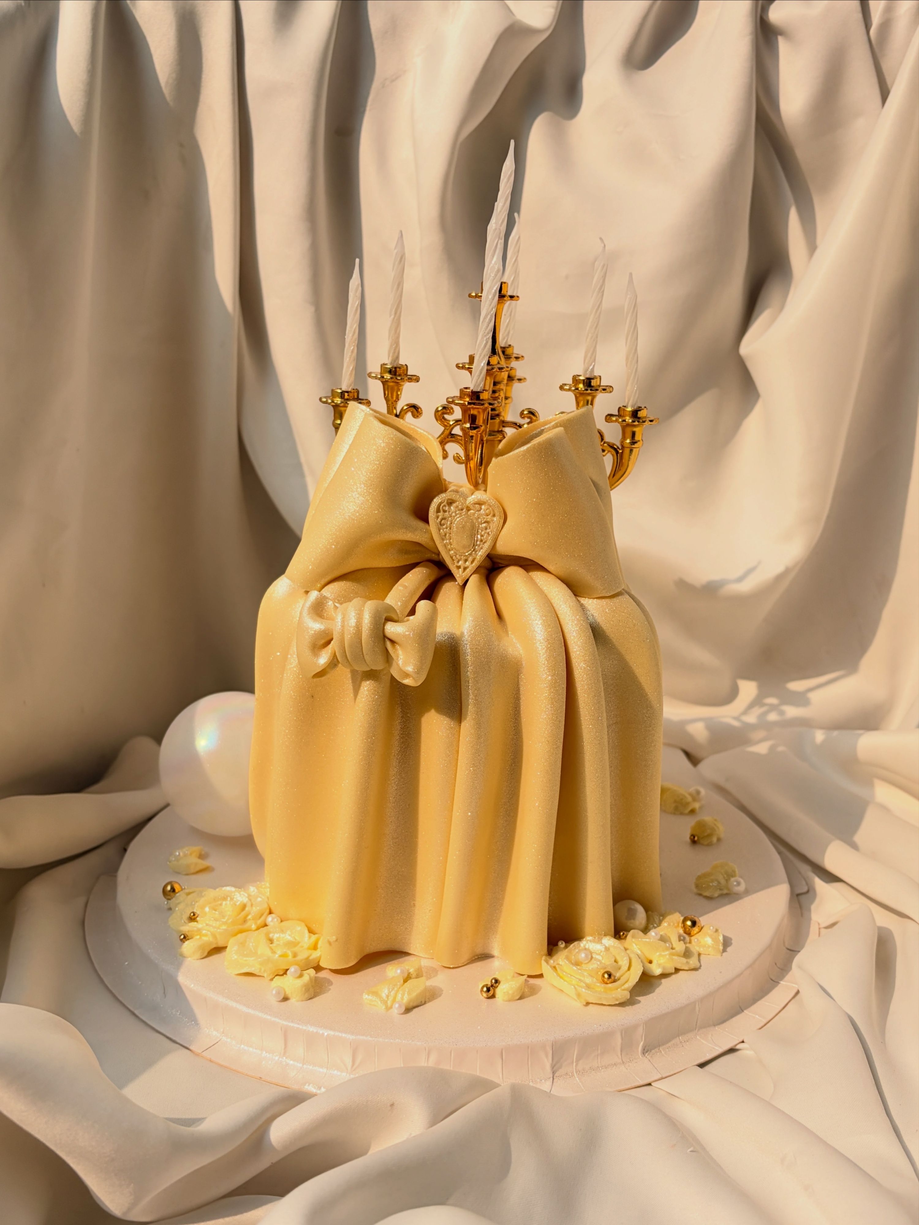 Double Drapé Bow