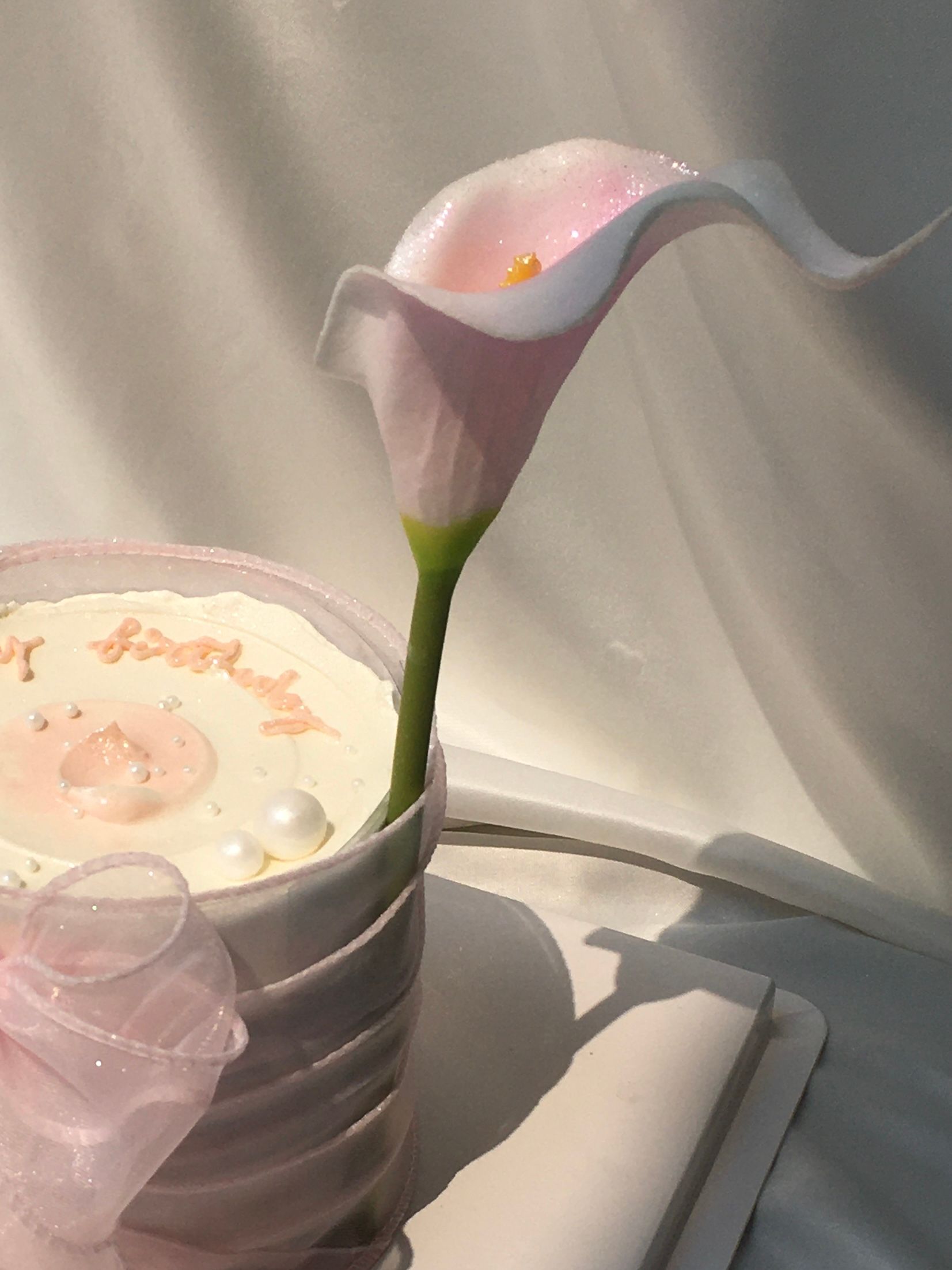 Lily Calla Bow