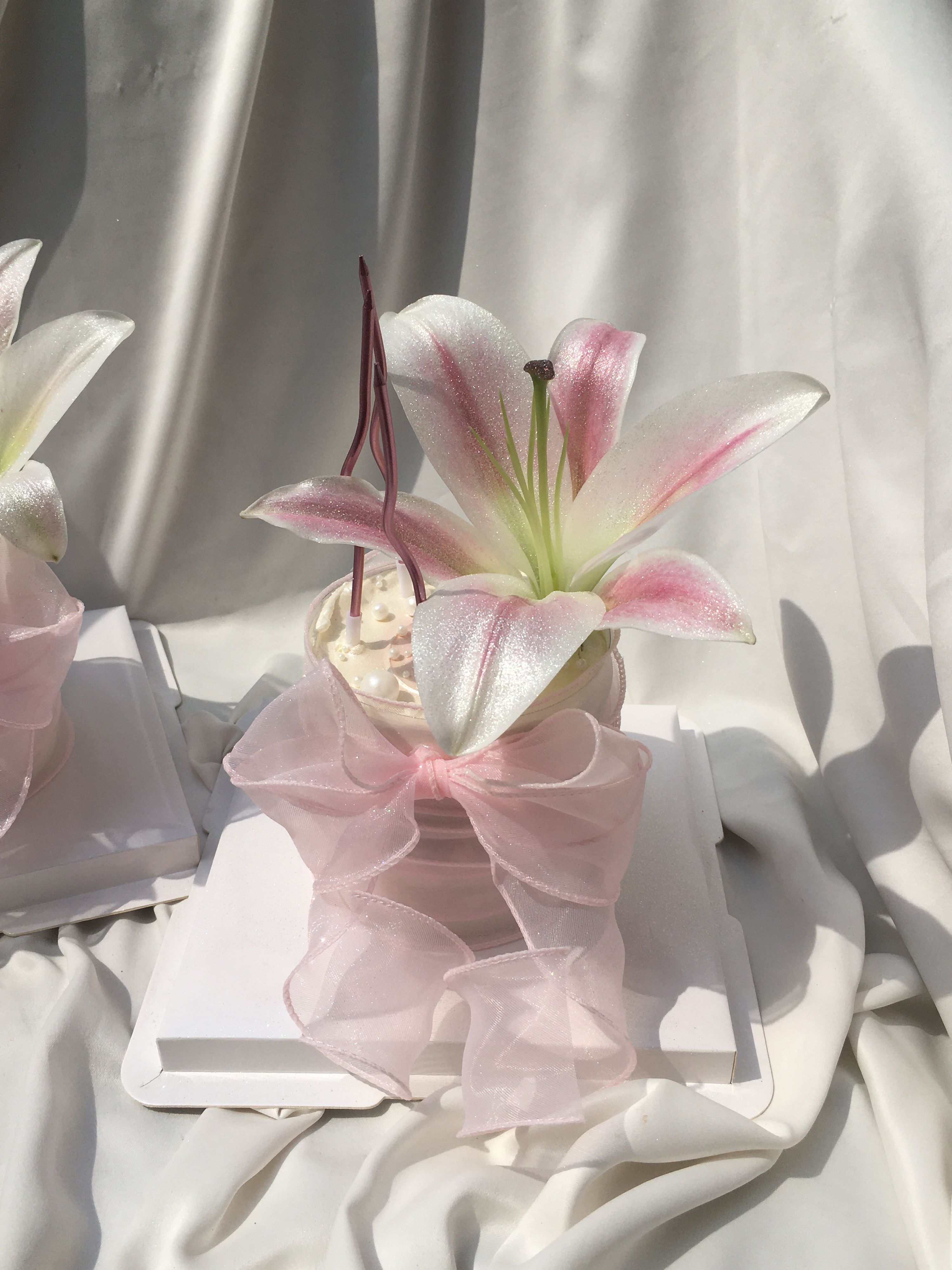 Lily Bow